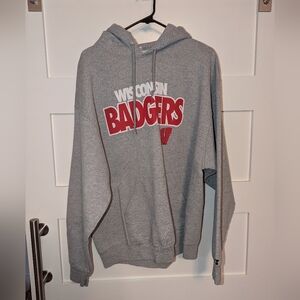 Wisconsin Badgers gray hooded sweatshirt size XL 46-48. Unisex